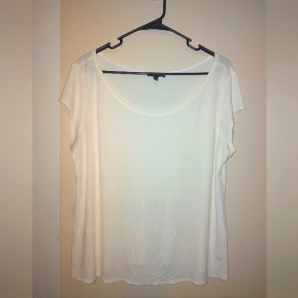 Eileen Fisher Tops - Eileen fisher 100% silk white tshirt slightly sheer XL blouse